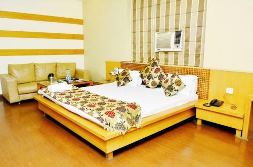Hotel Mandakini Plaza
