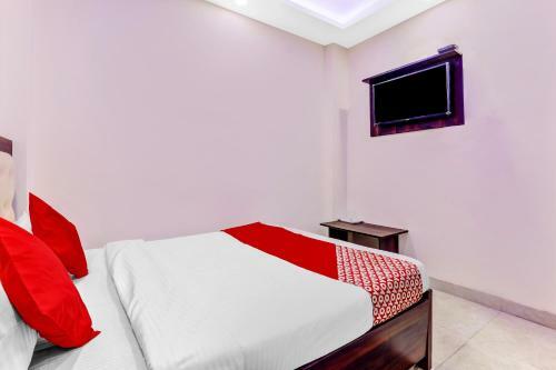 Oyo Flagship 84727 Hotel Shiva Residency