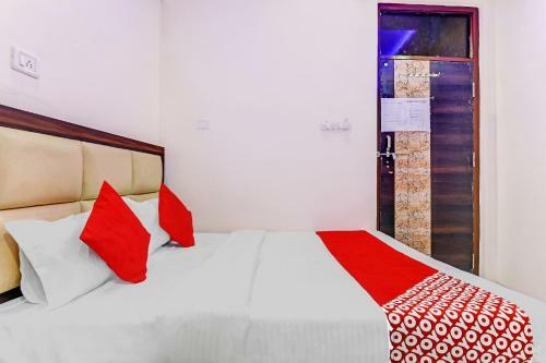 Oyo Flagship 84727 Hotel Shiva Residency