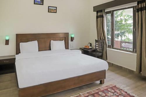 Collection O 83535 Hotel Ramayana Boutique