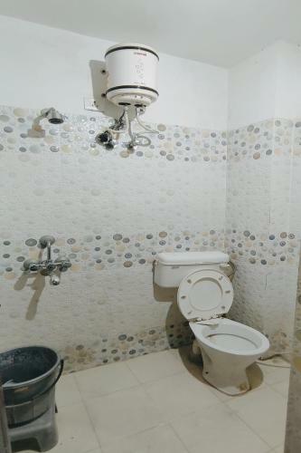 Apartamento Oyo Home 84109 Radhika Residency