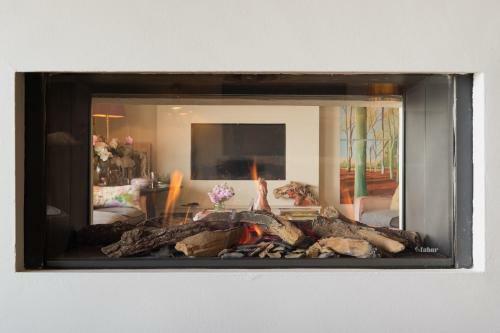 Beach Apartment Pop Up Living