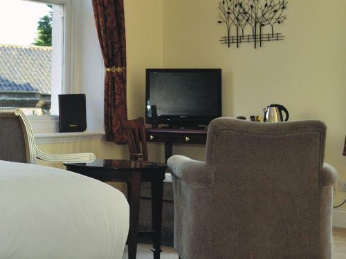 The Thomas Paine Hotel