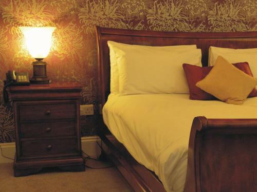 The Thomas Paine Hotel
