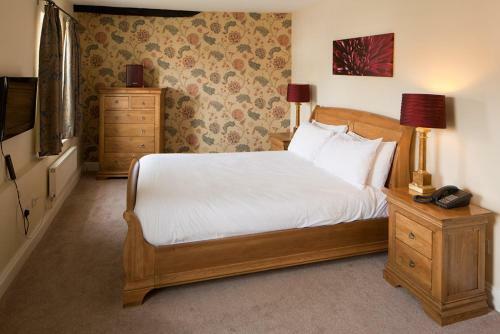 The Thomas Paine Hotel