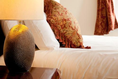 The Thomas Paine Hotel