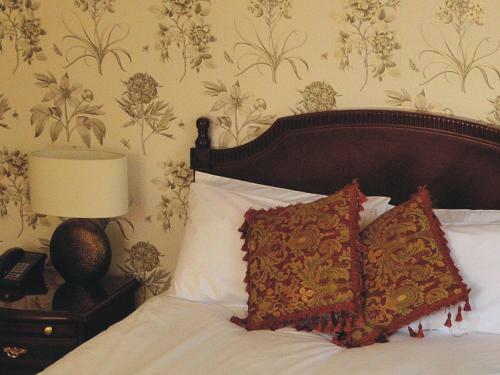 The Thomas Paine Hotel