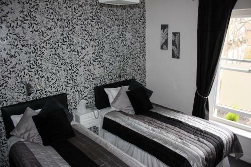 Hostal Wereham House