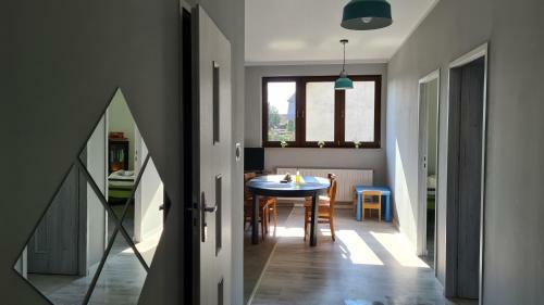 Uroczy Apartament 2-pokojowy Na Wsi.