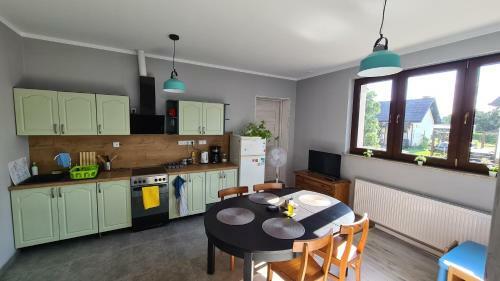 Uroczy Apartament 2-pokojowy Na Wsi.