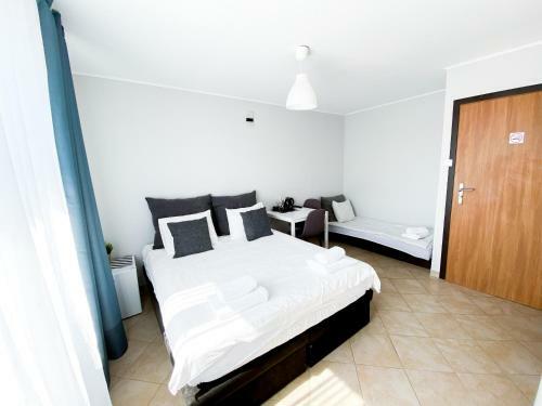 Hotel Pokoje Go?cinne Przy Molo