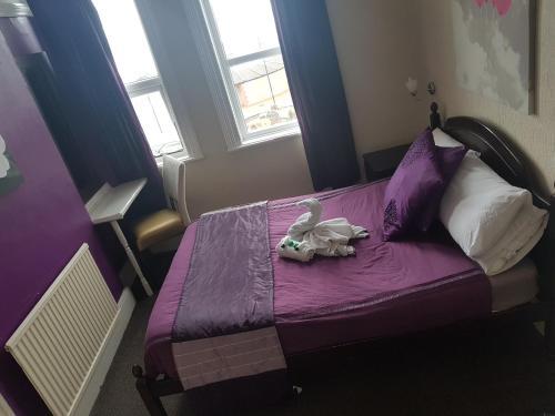 Hostal Kensington Hotel