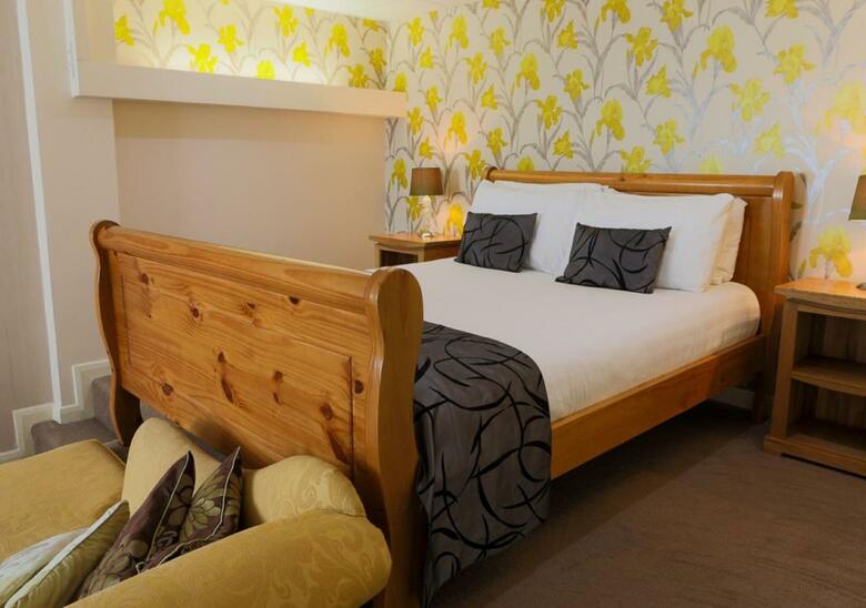 King Charles Hotel