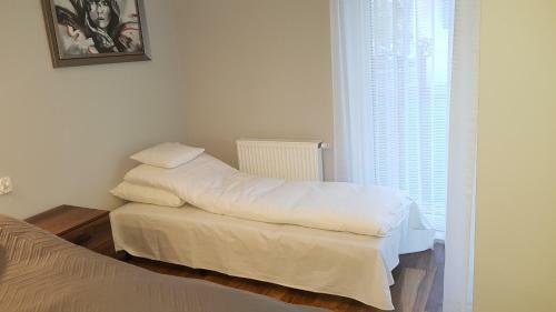 New Apartment 100m From Old Town And Marina