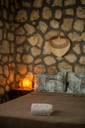 Tlos Stone- Honey River L�x Ta? Village