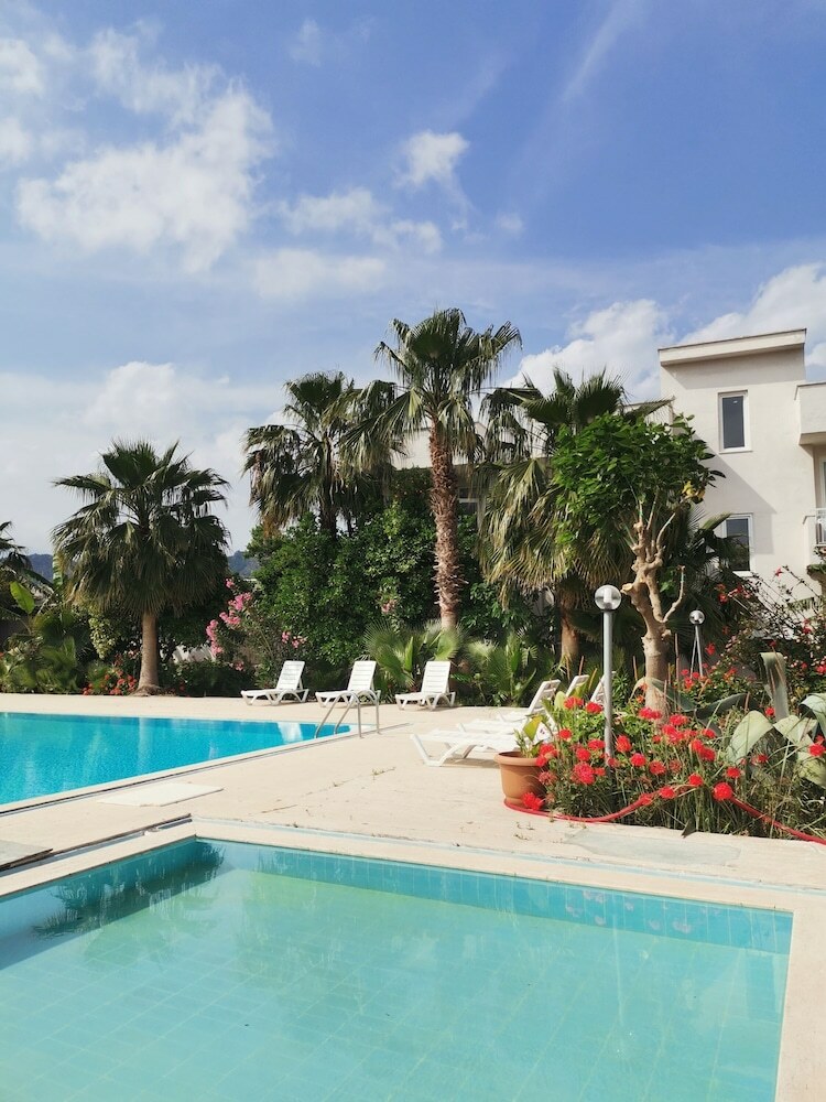 Kiri? Garden Hotel