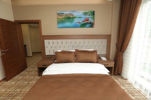 Grand Mela Hotel