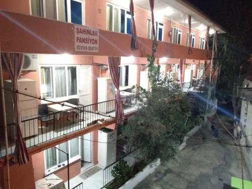 ?ahinler Pansiyon