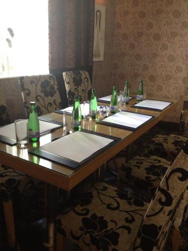 Waverley Hotel