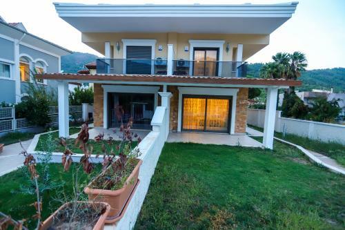 Mandalin Private Villas Icmeler Daily Weekly Rentals