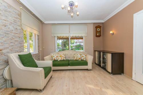 Villa Smyrna Marmaris Daily Weekly Rentals