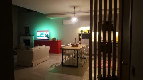 Suna Summer House
