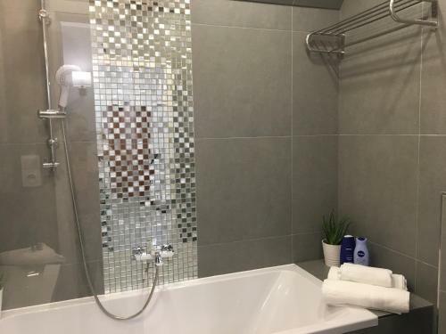 Elegant Apartment Astronaut�w Centrum Z Parkingiem