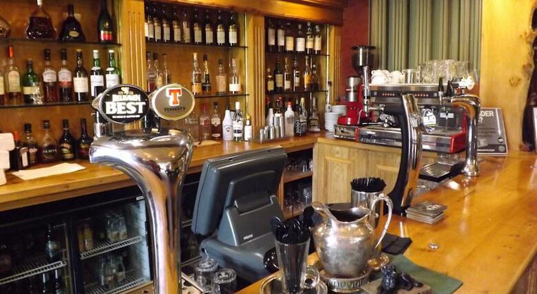 Dryburgh Abbey Hotel