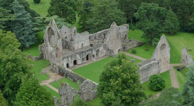 Dryburgh Abbey Hotel