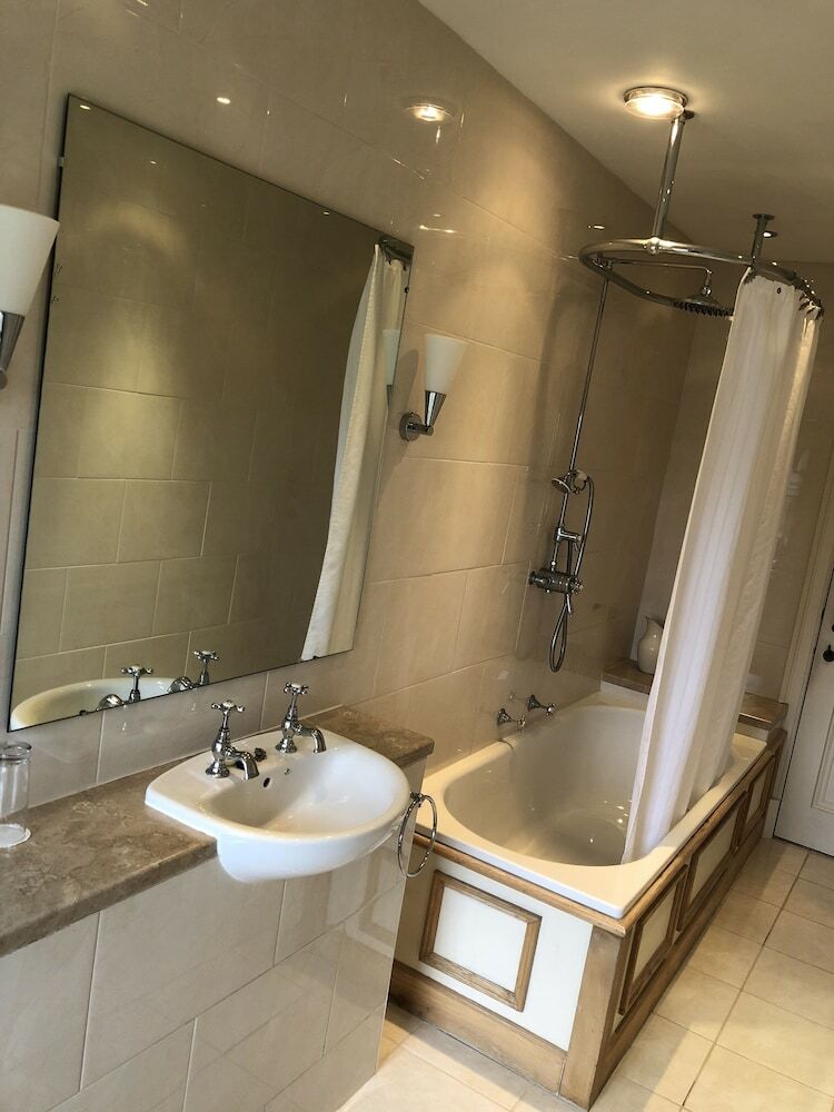 Dryburgh Abbey Hotel