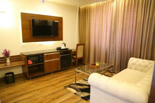 Hotel Vsr Grand