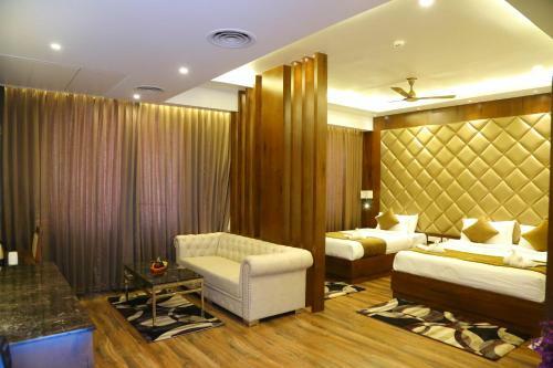 Hotel Vsr Grand