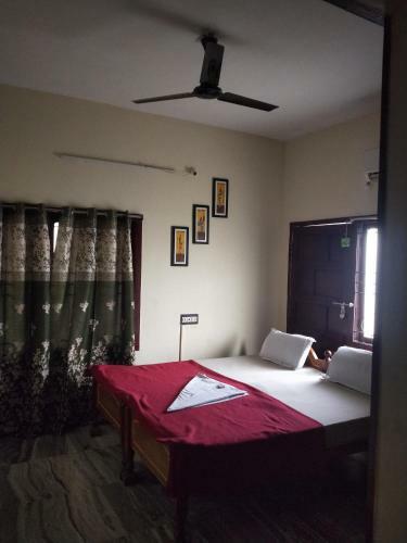 Villa Padmavathi's Family Guest House