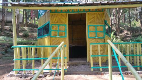 Bed & Breakfast Triundview Camps And Homestay