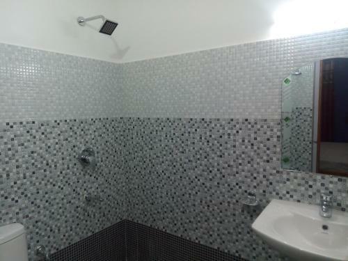 Hostal Noor Guest House