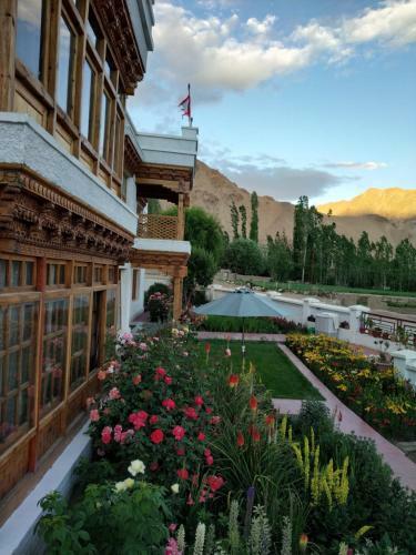 Hostal Namra Villa