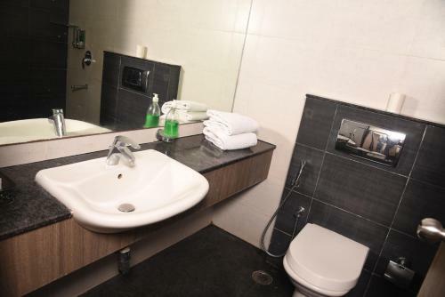 Hotel Sabareesh Park