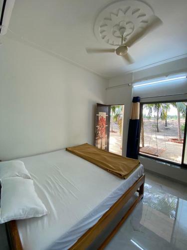 Hotel Sea Tara Beach Resort Fly In Heaven