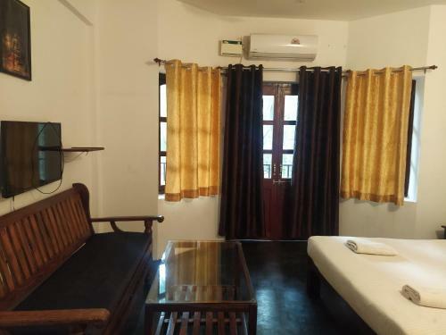 Hotel Fantasy Resort Goa