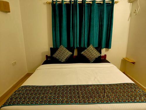 Hotel Coco Teros Resort