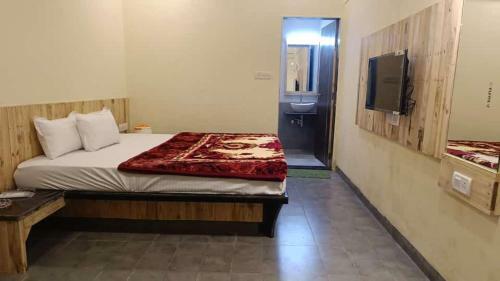Preeti Hotel