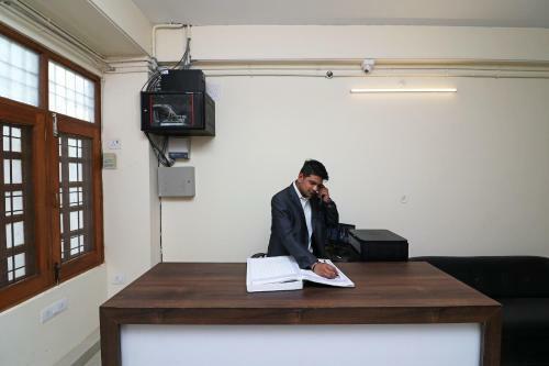 Hotel Oyo Flagship 27925 Kotra House Gomtinagar