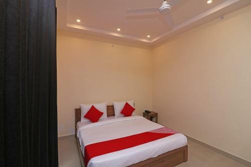 Hotel Oyo Flagship 27925 Kotra House Gomtinagar