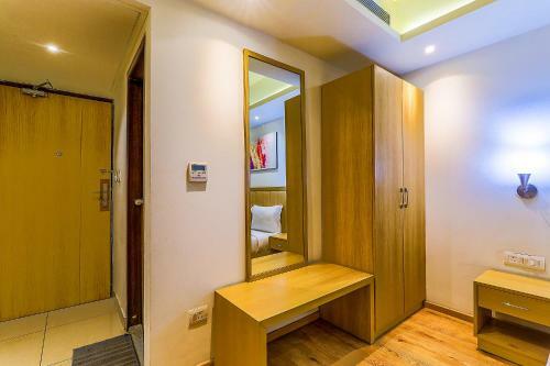 Fabhotel Surya Grand Gomti Nagar