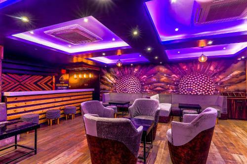 Fabhotel Surya Grand Gomti Nagar