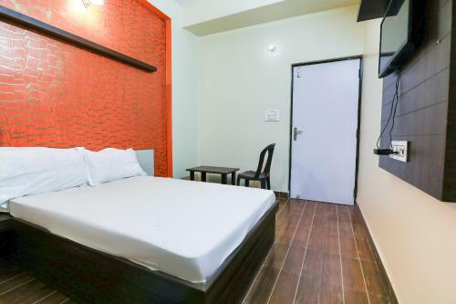 Spot On 73658 Hotel Sumitra