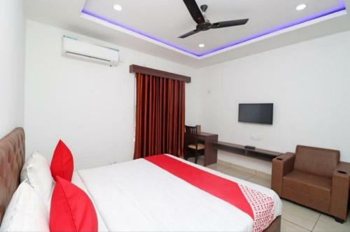 Hotel Staymaker Ss Palace