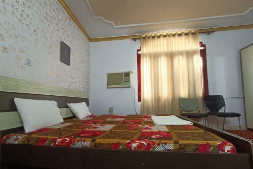 Hotel J C Guest House By Wb Inn