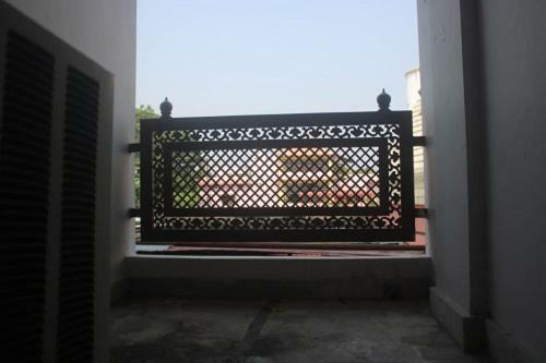 Hotel J C Guest House By Wb Inn