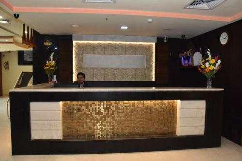 Hotel Baasmandi Continantal